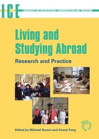 bokomslag Living and Studying Abroad