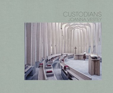 Joanna Vestey, Russell Roberts, Alexander Sturgis - Custodians, Inbunden