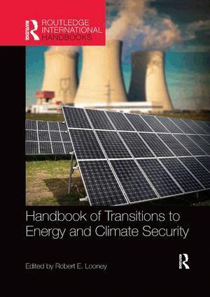 Robert Looney - Handbook of Transitions to Energy and Climate Security, Häftad