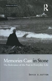 bokomslag Memories Cast in Stone