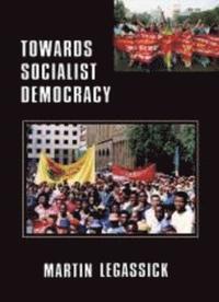 bokomslag Towards Socialist Democracy