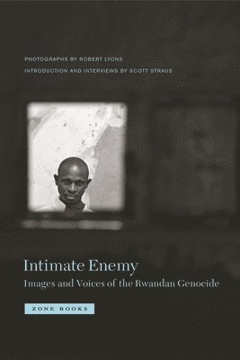 Robert Lyons, Scott Straus - Lyons, R: Intimate Enemy, Inbunden