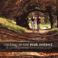 bokomslag Cycling in the Peak District