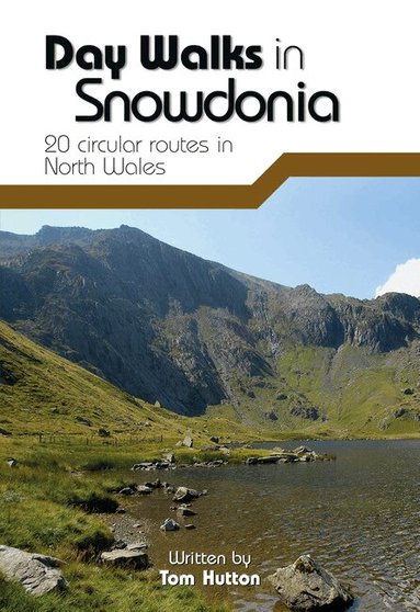 Tom Hutton - Day Walks in Snowdonia, Häftad