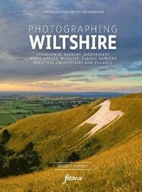bokomslag Photographing Wiltshire
