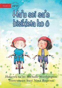 bokomslag I'll Ride With You (Tetun edition) - Ha'u sei sa'e bisikleta ho 