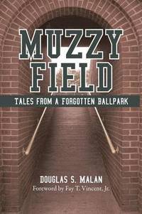 bokomslag Muzzy Field