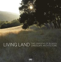 bokomslag Living Land