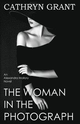 The Woman In the Photograph 1