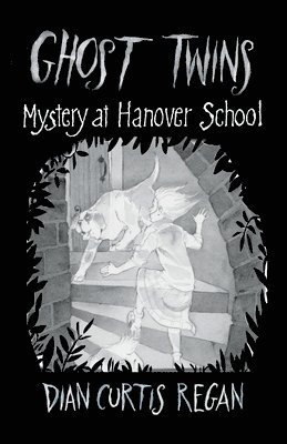 Ghost Twins #7: Mystery at Hanover School 1