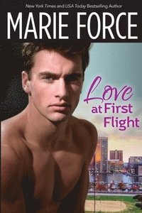 bokomslag Love at First Flight