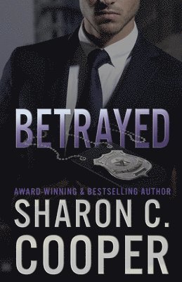 Sharon C. Cooper - Betrayed, Häftad