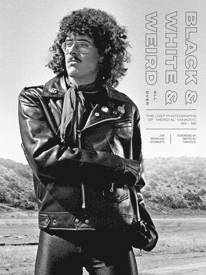 Jon "Bermuda" Schwartz, Jon Bermuda Schwartz - Black & White & Weird All Over, Inbunden