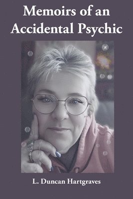 bokomslag Memoirs of an Accidental Psychic