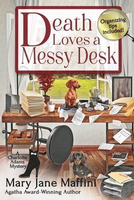 Death Loves a Messy Desk 1