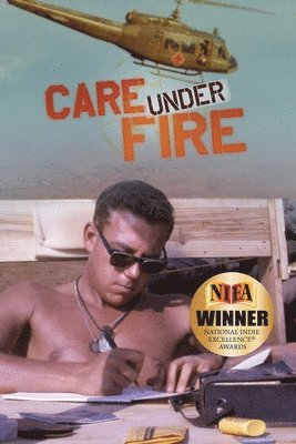 Bill Strusinski - Care Under Fire, Häftad