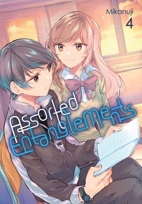 Elena Pizarro Lanzas, Mikanuji Mikanuji - Assorted Entanglements, Vol. 4, Häftad