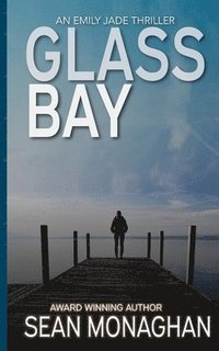 bokomslag Glass Bay