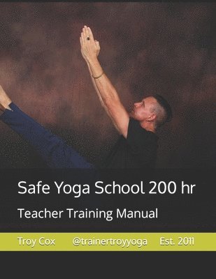 bokomslag Safe Yoga School 200