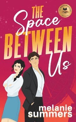 Melanie Summers - Space Between Us, Häftad