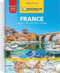 bokomslag France -A4 Tourist & Motoring Atlas