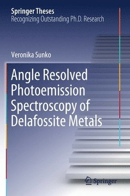 Angle Resolved Photoemission Spectroscopy of Delafossite Metals 1