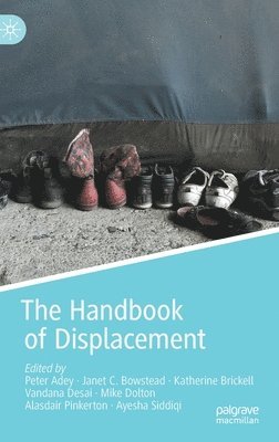bokomslag The Handbook of Displacement