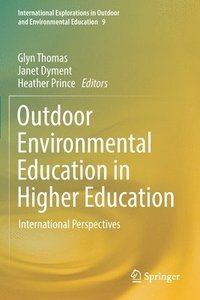 bokomslag Outdoor Environmental Education in Higher Education
