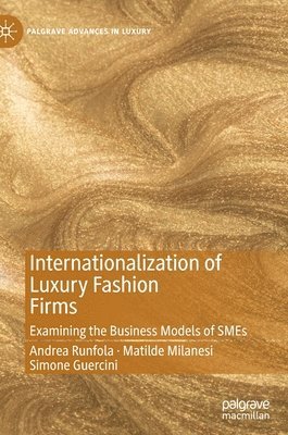 bokomslag Internationalization of Luxury Fashion Firms