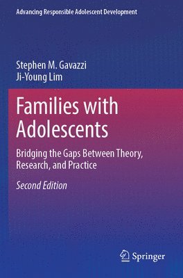 bokomslag Families with Adolescents