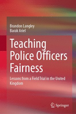 bokomslag Teaching Police Officers Fairness