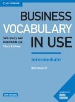 bokomslag Business Vocabulary in Use: Intermediate Third edition. Wortschatzbuch + Lösungen