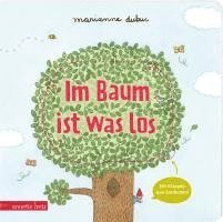 bokomslag Im Baum ist was los - Pappbilderbuch mit Klappen