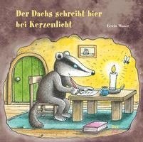 Der Dachs schreibt hier bei Kerzenlicht 1