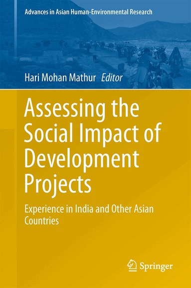 Hari Mohan Mathur - Assessing the Social Impact of Development Projects, Inbunden