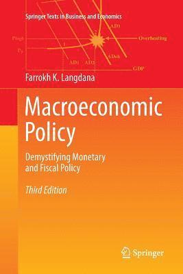 Farrokh K. Langdana - Macroeconomic Policy, Häftad
