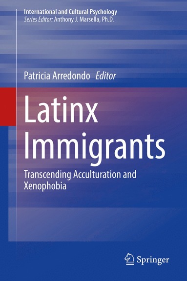 bokomslag Latinx Immigrants