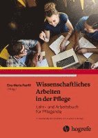 bokomslag Wissenschaftliches Arbeiten in der Pflege