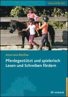 bokomslag Pferdegestützt und spielerisch Lesen und Schreiben fördern