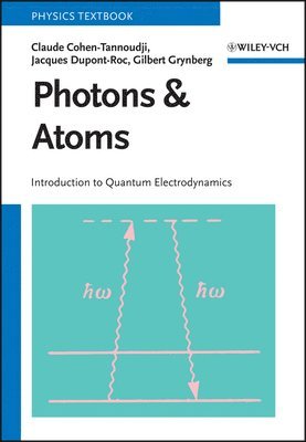 bokomslag Photons and Atoms