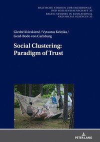 bokomslag Social Clustering: Paradigm of Trust