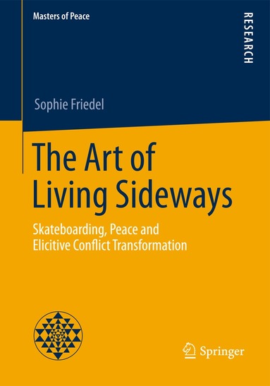 Sophie Friedel - Art of Living Sideways, Häftad