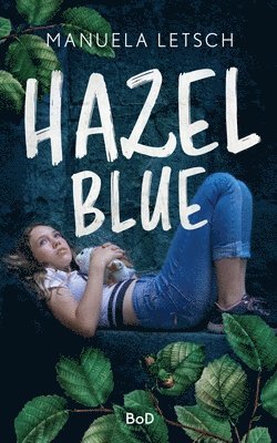 bokomslag Hazel Blue