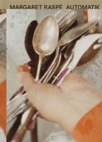 Margaret Raspé. Automatik, Häftad