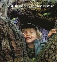 bokomslag Mit Kindern in der Natur