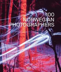 bokomslag 100 Norwegian Photographers