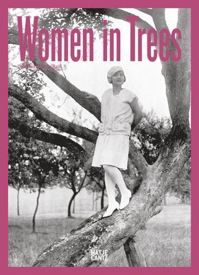 bokomslag Women in Trees (Bilingual edition)