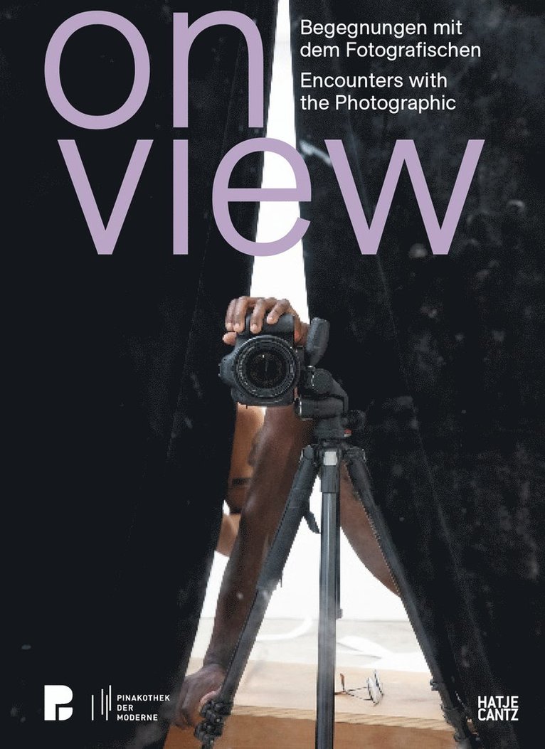 On View (Bilingual edition)