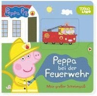bokomslag Peppa Pig: Peppa bei der Feuerwehr: Mein großer Schiebespaß