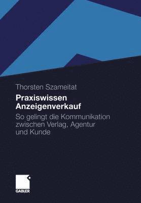 bokomslag Praxiswissen Anzeigenverkauf